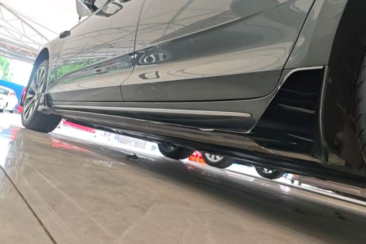 Used Geely Auto Preface 2026 Model Oriental Yao 2.0TD Wangyue Edition Left Side Sill