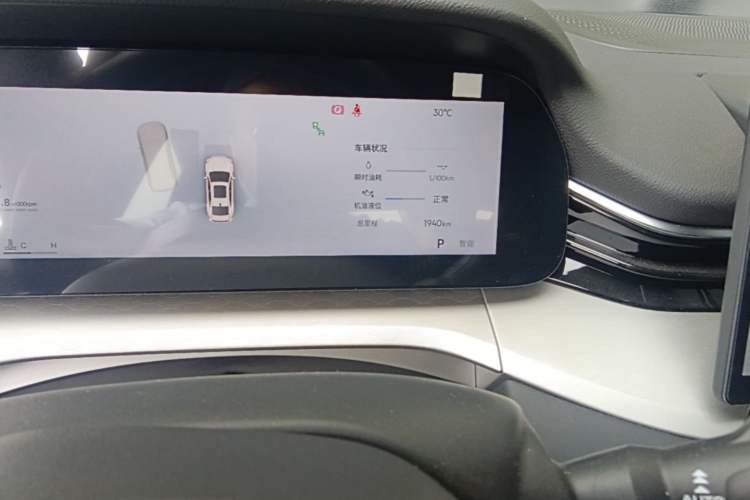 Used Geely Auto Preface 2026 Model Oriental Yao 2.0TD Wangyue Edition Odometer Close Up