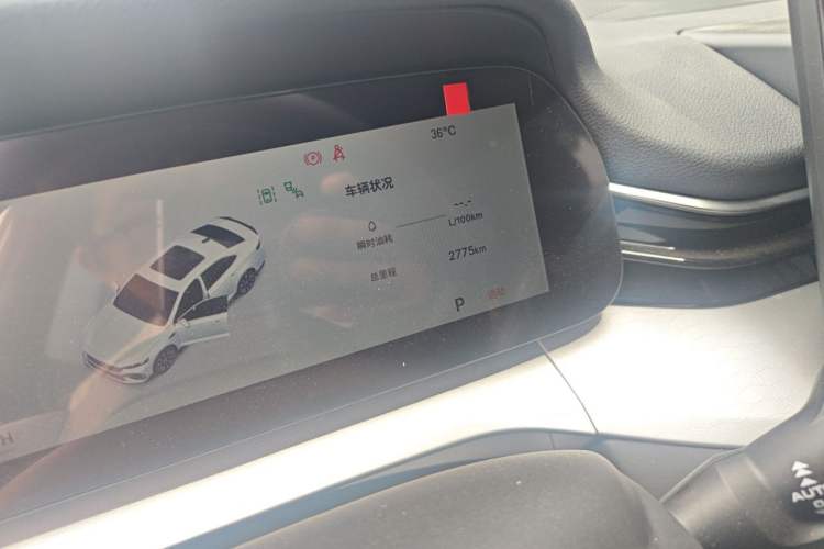 Used Geely Auto Preface 2026 Model Oriental Yao 1.5TD Kunlun Edition Odometer Close Up