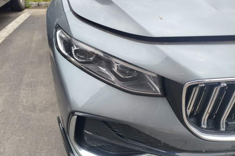 Used Geely Auto Preface 2026 Model Oriental Yao 2.0TD Wangyue Edition Right Front Headlight
