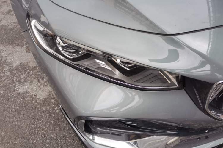 Used Geely Auto Preface 2026 Model Oriental Yao 2.0TD Wangyue Edition Right Front Headlight