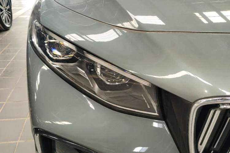 Used Geely Auto Preface 2026 Model Oriental Yao 2.0TD Wangyue Edition Right Front Headlight