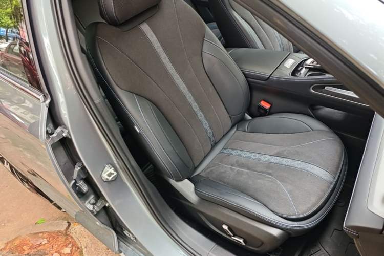 Used Geely Auto Preface 2026 Model Oriental Yao 2.0TD Wangyue Edition Right Front Seat