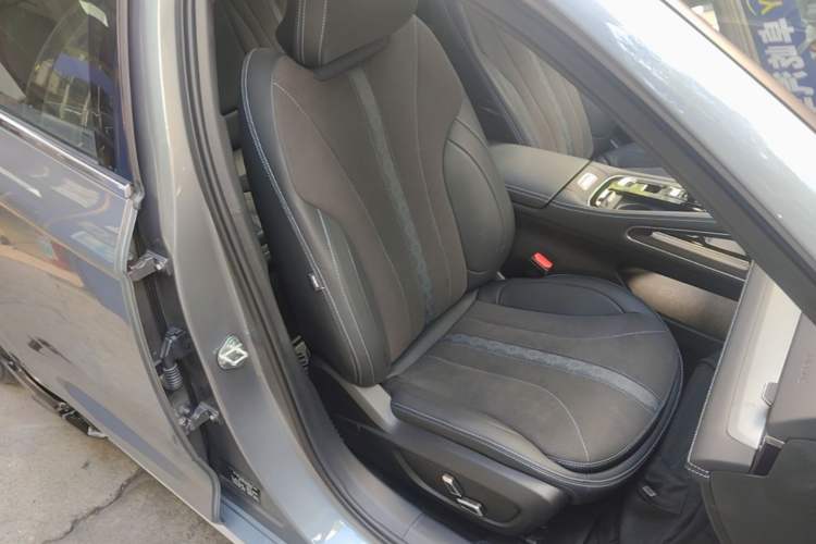 Used Geely Auto Preface 2026 Model Oriental Yao 2.0TD Wangyue Edition Right Front Seat