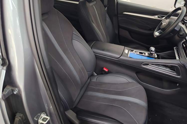 Used Geely Auto Preface 2026 Model Oriental Yao 2.0TD Wangyue Edition Right Front Seat