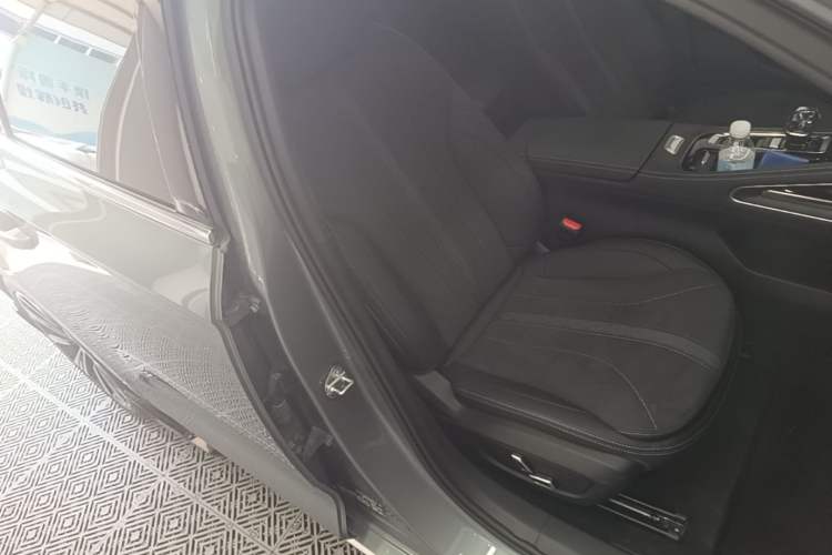 Used Geely Auto Preface 2026 Model Oriental Yao 2.0TD Wangyue Edition Right Front Seat