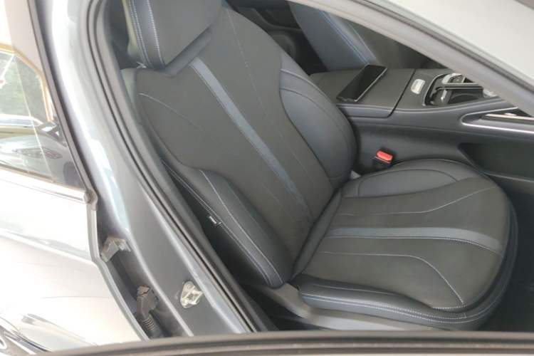 Used Geely Auto Preface 2026 Model Oriental Yao 2.0TD Wangyue Edition Right Front Seat