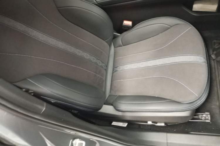 Used Geely Auto Preface 2026 Model Oriental Yao 2.0TD Wangyue Edition Right Front Seat