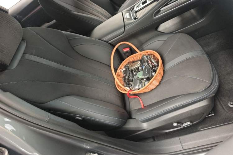 Used Geely Auto Preface 2026 Model Oriental Yao 2.0TD Wangyue Edition Right Front Seat