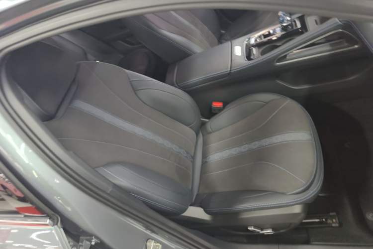 Used Geely Auto Preface 2026 Model Oriental Yao 2.0TD Wangyue Edition Right Front Seat