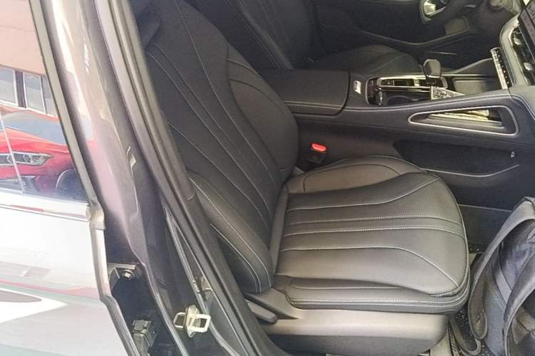 Used Geely Auto Preface 2026 Model Oriental Yao 1.5TD Fuyao Edition Right Front Seat