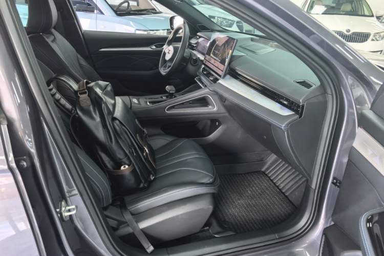 Used Geely Auto Preface 2026 Model Oriental Yao 1.5TD Fuyao Edition Right Front Seat