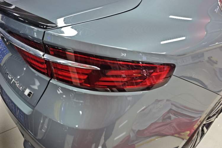 Used Geely Auto Preface 2026 Model Oriental Yao 2.0TD Wangyue Edition Right Rear Taillight