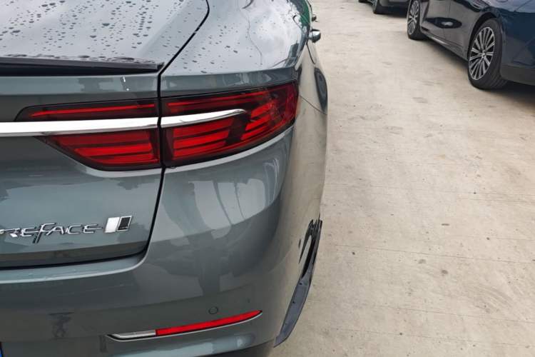 Used Geely Auto Preface 2026 Model Oriental Yao 2.0TD Wangyue Edition Right Rear Taillight