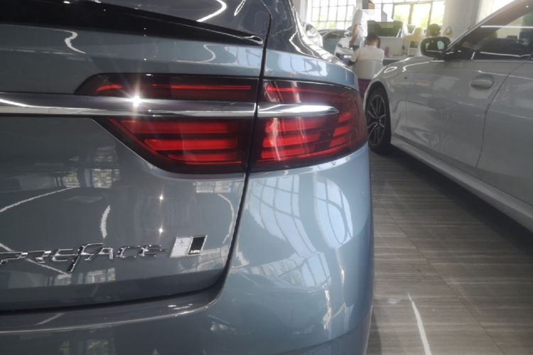 Used Geely Auto Preface 2026 Model Oriental Yao 2.0TD Wangyue Edition Right Rear Taillight