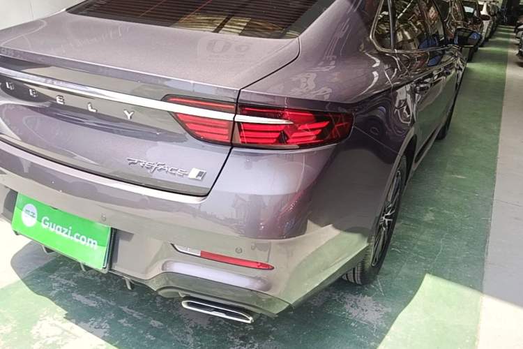 Used Geely Auto Preface 2026 Model Oriental Yao 1.5TD Fuyao Edition Right Rear Taillight