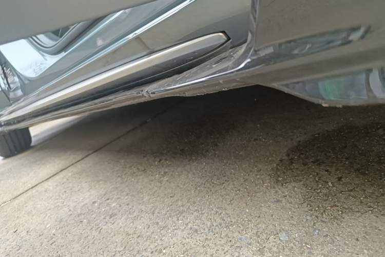Used Geely Auto Preface 2026 Model Oriental Yao 2.0TD Wangyue Edition Right Side Sill