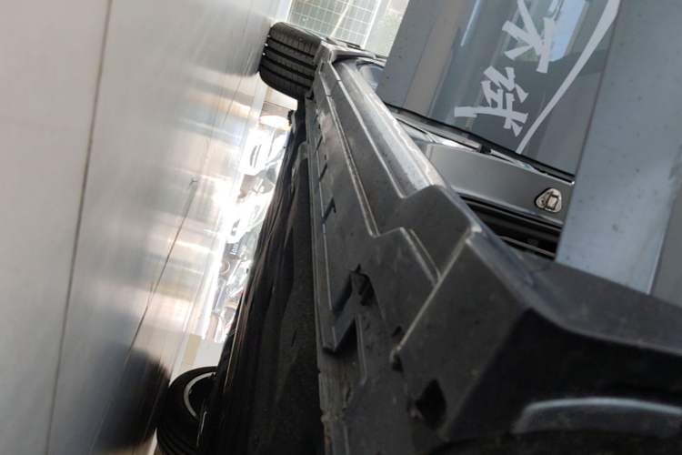 Used Geely Auto Preface 2026 Model Oriental Yao 2.0TD Wangyue Edition Right Side Sill