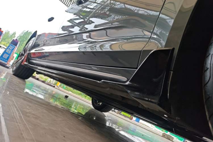 Used Geely Auto Preface 2026 Model Oriental Yao 2.0TD Wangyue Edition Right Side Sill