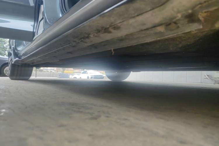 Used Geely Auto Preface 2026 Model Oriental Yao 2.0TD Wangyue Edition Right Side Sill