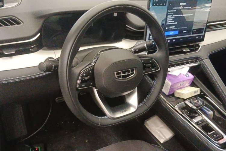 Used Geely Auto Preface 2026 Model Oriental Yao 2.0TD Wangyue Edition Steering Wheel