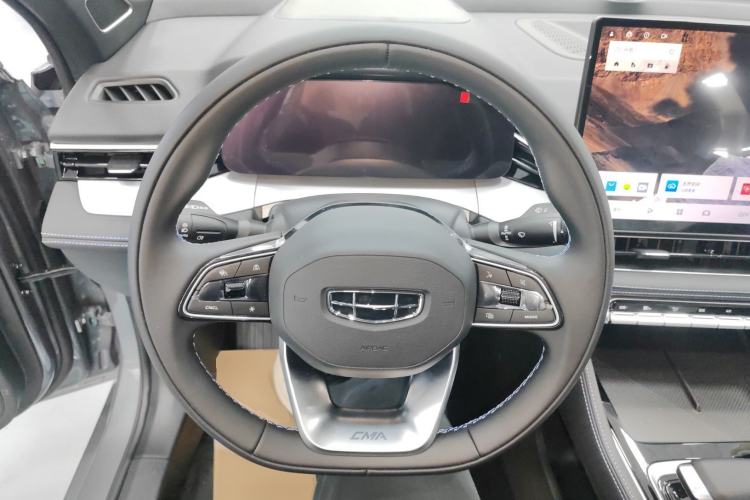 Used Geely Auto Preface 2026 Model Oriental Yao 1.5TD Fuyao Edition Steering Wheel