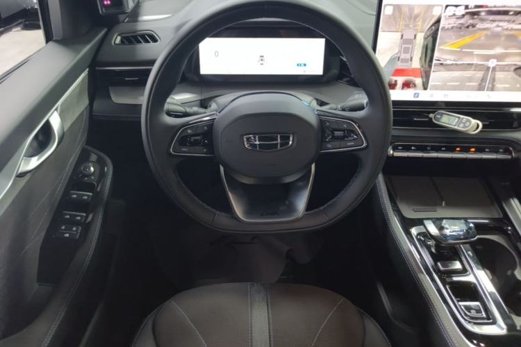 Used Geely Auto Preface 2026 Model Oriental Yao 2.0TD Wangyue Edition Steering Wheel