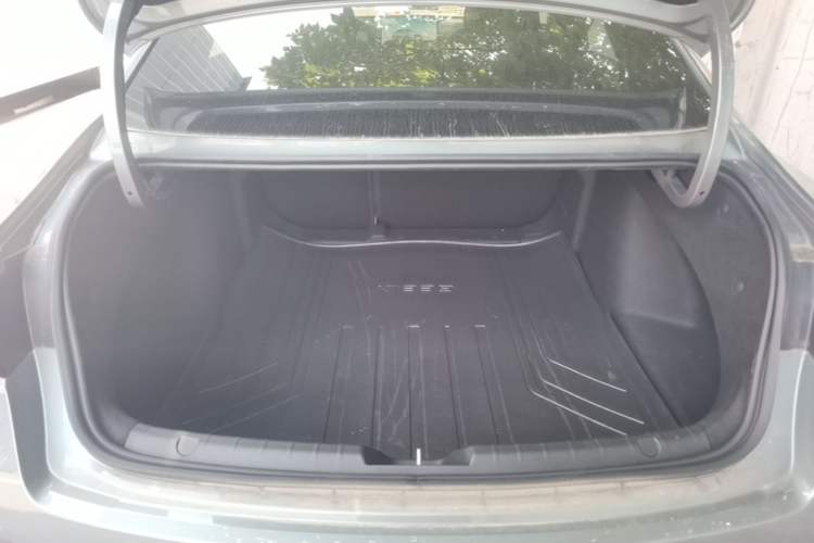 Used Geely Auto Preface 2026 Model Oriental Yao 2.0TD Wangyue Edition Trunk