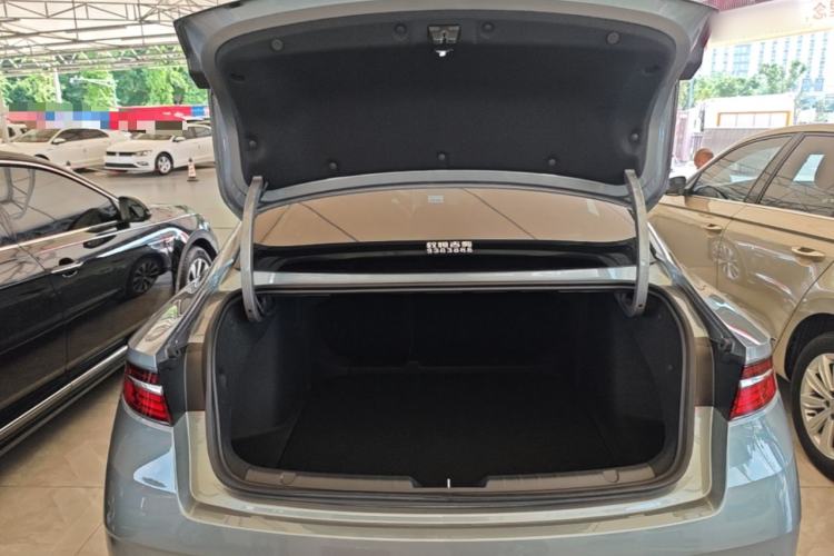 Used Geely Auto Preface 2026 Model Oriental Yao 2.0TD Wangyue Edition Trunk