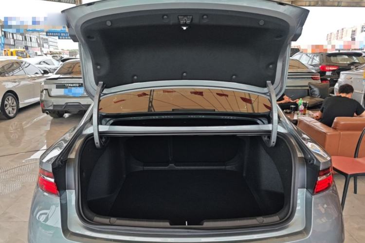 Used Geely Auto Preface 2026 Model Oriental Yao 2.0TD Wangyue Edition Trunk