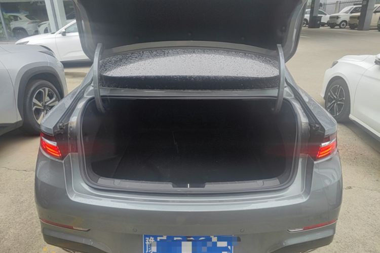 Used Geely Auto Preface 2026 Model Oriental Yao 2.0TD Wangyue Edition Trunk