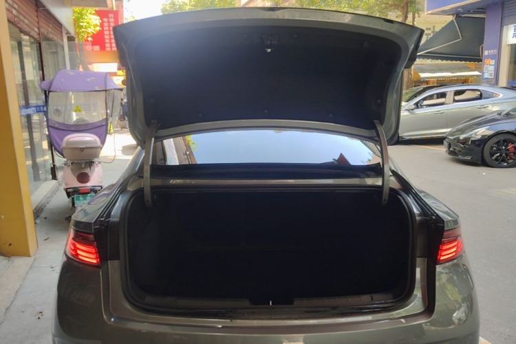 Used Geely Auto Preface 2026 Model Oriental Yao 2.0TD Lanxing Edition Trunk