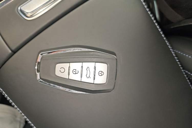 Used Geely Auto Preface 2026 Model Oriental Yao 2.0TD Wangyue Edition Vehicle Key