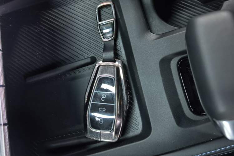 Used Geely Auto Preface 2026 Model Oriental Yao 1.5TD Fuyao Edition Vehicle Key