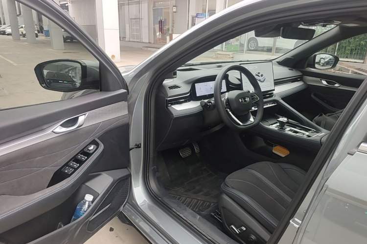 Used Geely Auto Preface 2026 Model Oriental Yao 2.0TD Wangyue Edition Driver Seat