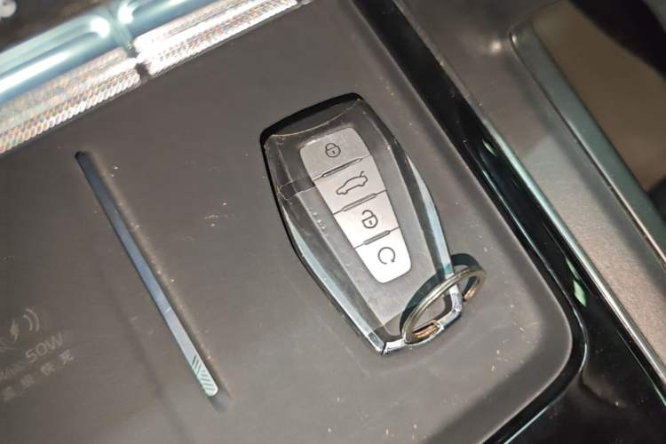 Used Geely Auto Preface 2026 Model Oriental Yao 2.0TD Wangyue Edition Interior 1