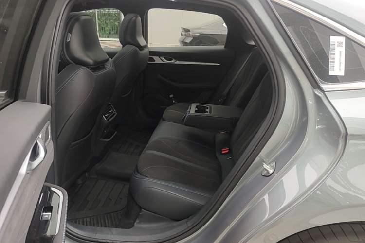 Used Geely Auto Preface 2026 Model Oriental Yao 2.0TD Wangyue Edition Left Rear Seat