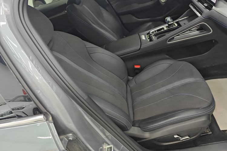 Used Geely Auto Preface 2026 Model Oriental Yao 2.0TD Wangyue Edition Right Front Seat