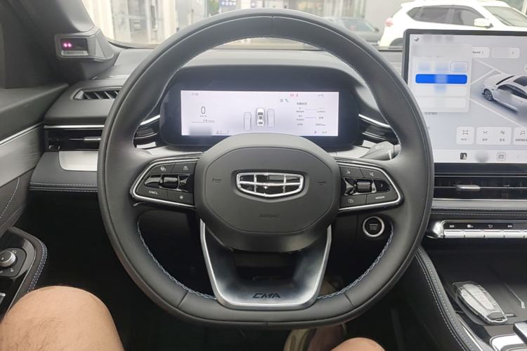 Used Geely Auto Preface 2026 Model Oriental Yao 2.0TD Wangyue Edition Steering Wheel