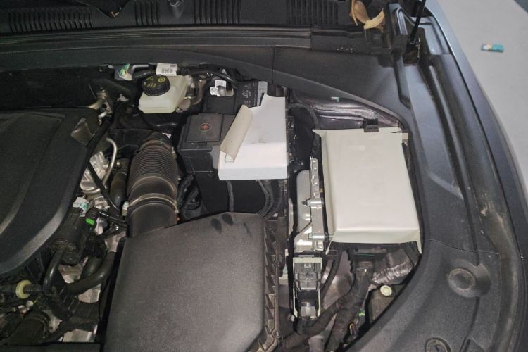 Used Geely Auto Preface 2026 Model Oriental Yao 1.5TD Kunlun Edition Engine Bay Left