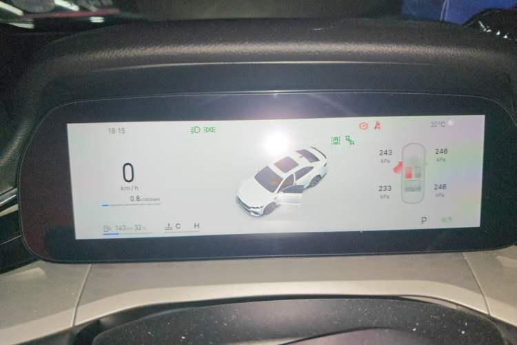 Used Geely Auto Preface 2026 Model Oriental Yao 1.5TD Kunlun Edition Instrument Cluster