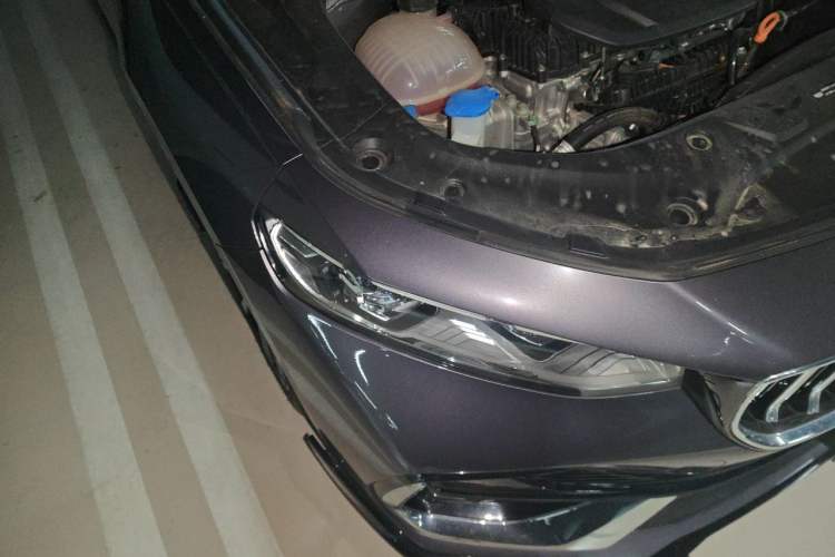 Used Geely Auto Preface 2026 Model Oriental Yao 1.5TD Kunlun Edition Right Front Headlight