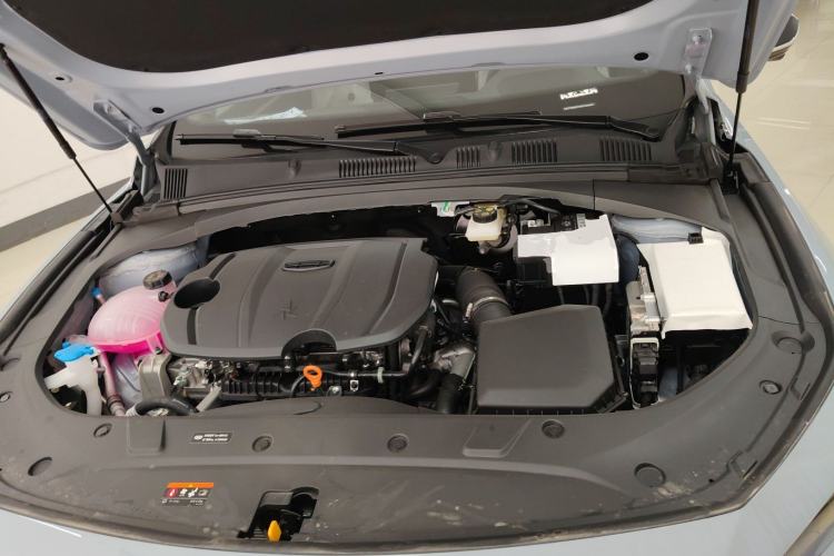 Used Geely Auto Preface 2026 Model Oriental Yao 1.5TD Fuyao Edition Engine Bay