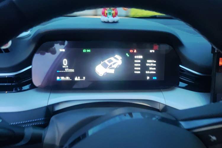 Used Geely Auto Preface 2026 Model Oriental Yao 1.5TD Kunlun Edition Instrument Cluster