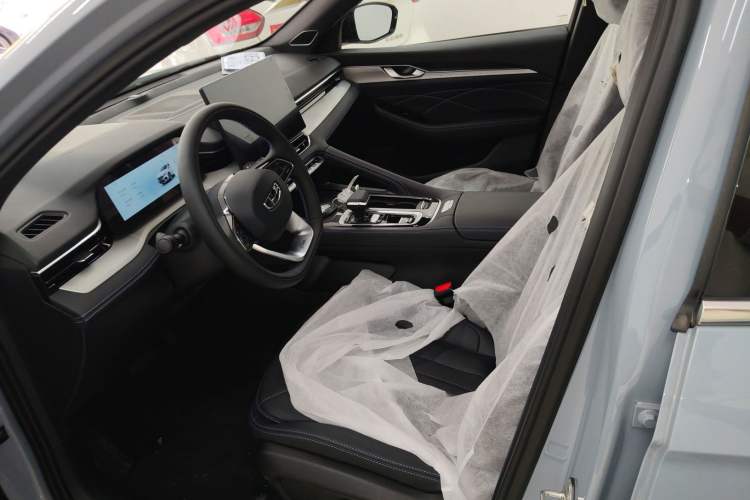 Used Geely Auto Preface 2026 Model Oriental Yao 1.5TD Fuyao Edition Left Front Seat
