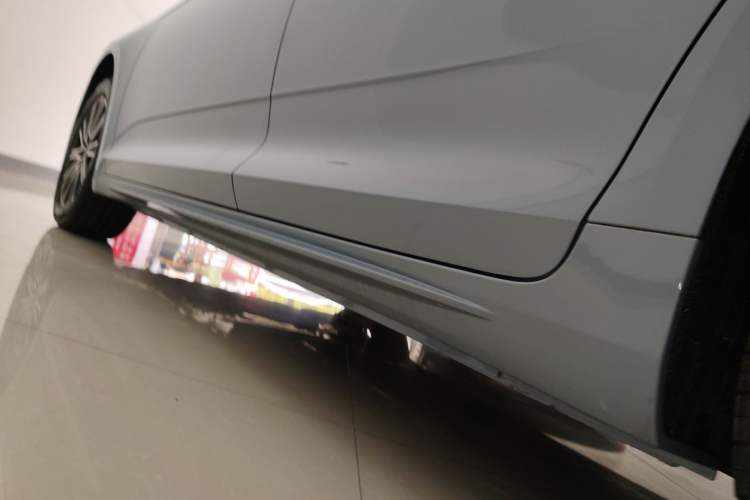 Used Geely Auto Preface 2026 Model Oriental Yao 1.5TD Fuyao Edition Left Side Sill