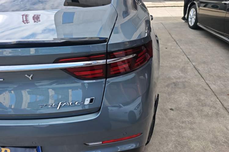Used Geely Auto Preface 2026 Model Oriental Yao 2.0TD Wangyue Edition Right Rear Taillight