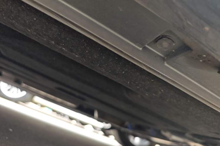Used Geely Auto Preface 2026 Model Oriental Yao 2.0TD Wangyue Edition Right Side Sill