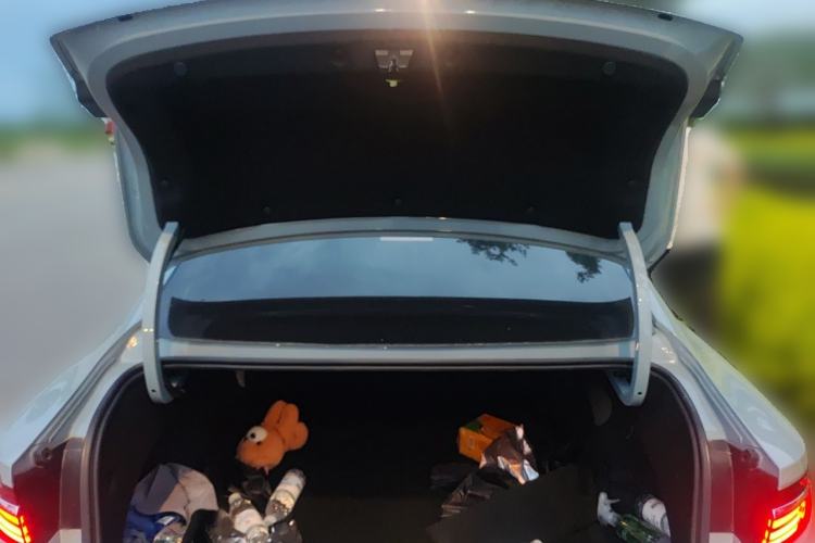 Used Geely Auto Preface 2026 Model Oriental Yao 1.5TD Kunlun Edition Trunk