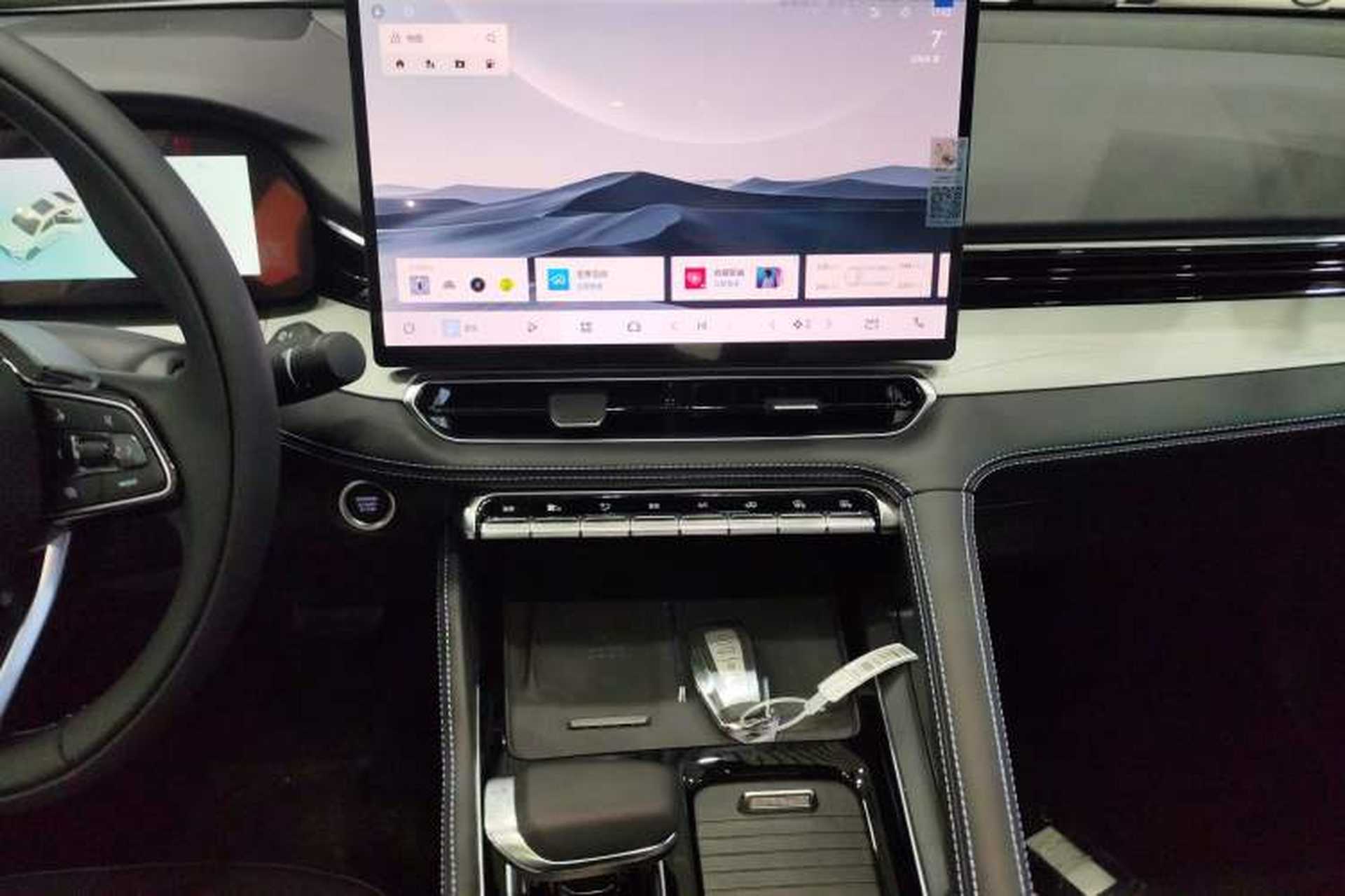 Used Geely Auto Preface 2026 Model Oriental Yao 1.5TD Kunlun Edition Audio And AC Panel
